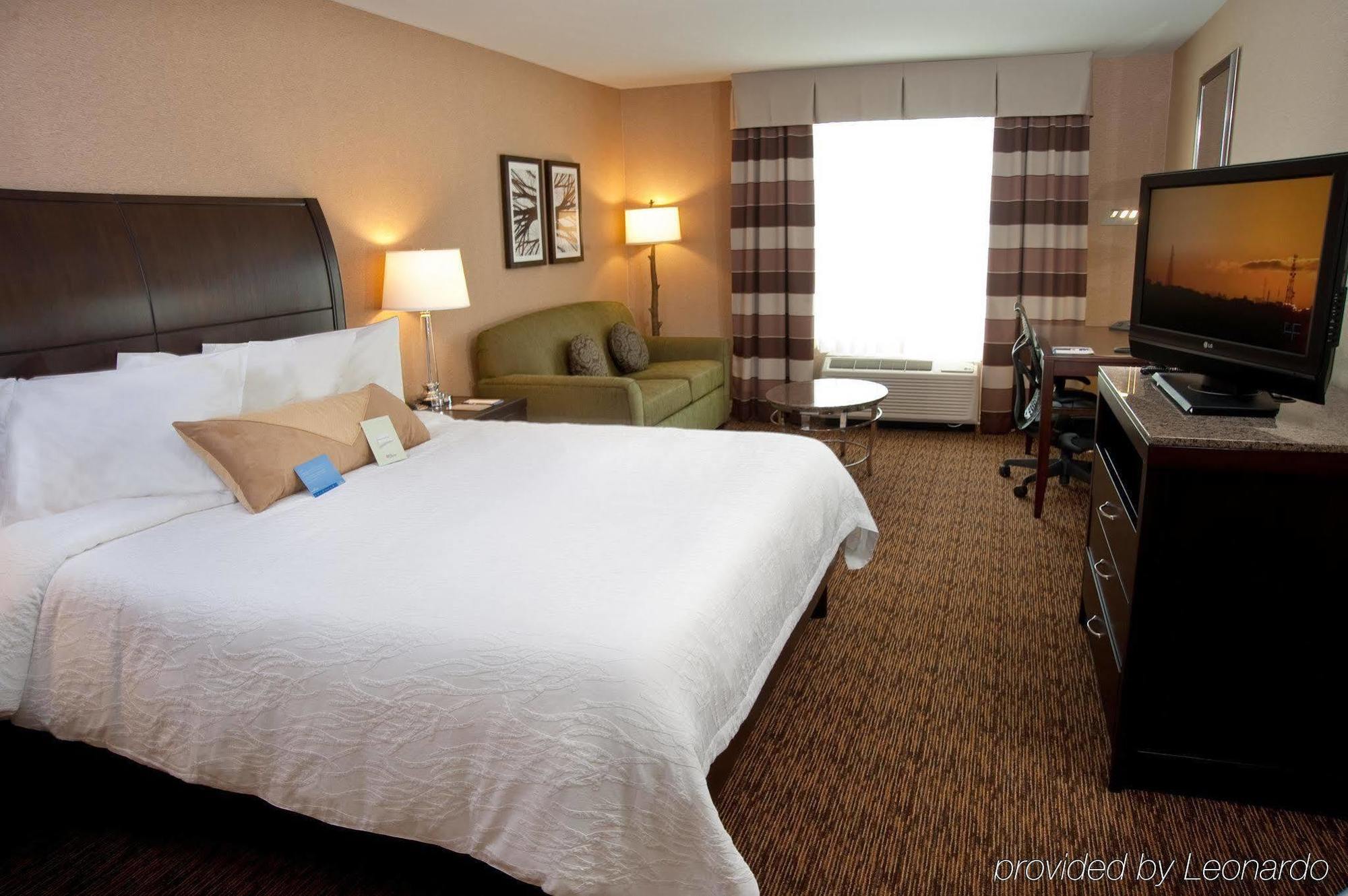 Hilton Garden Inn St. Louis Airport Berkeley Room photo